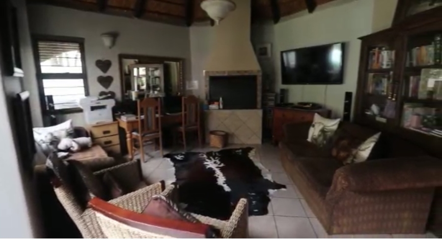 3 Bedroom Property for Sale in Flamwood North West